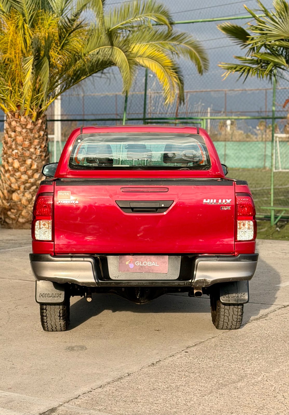 Toyota Hilux DX (burdeo)