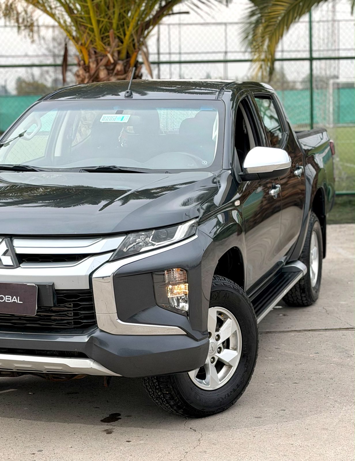 Mitsubishi L200 Katana CRT (grafito) — foto 4