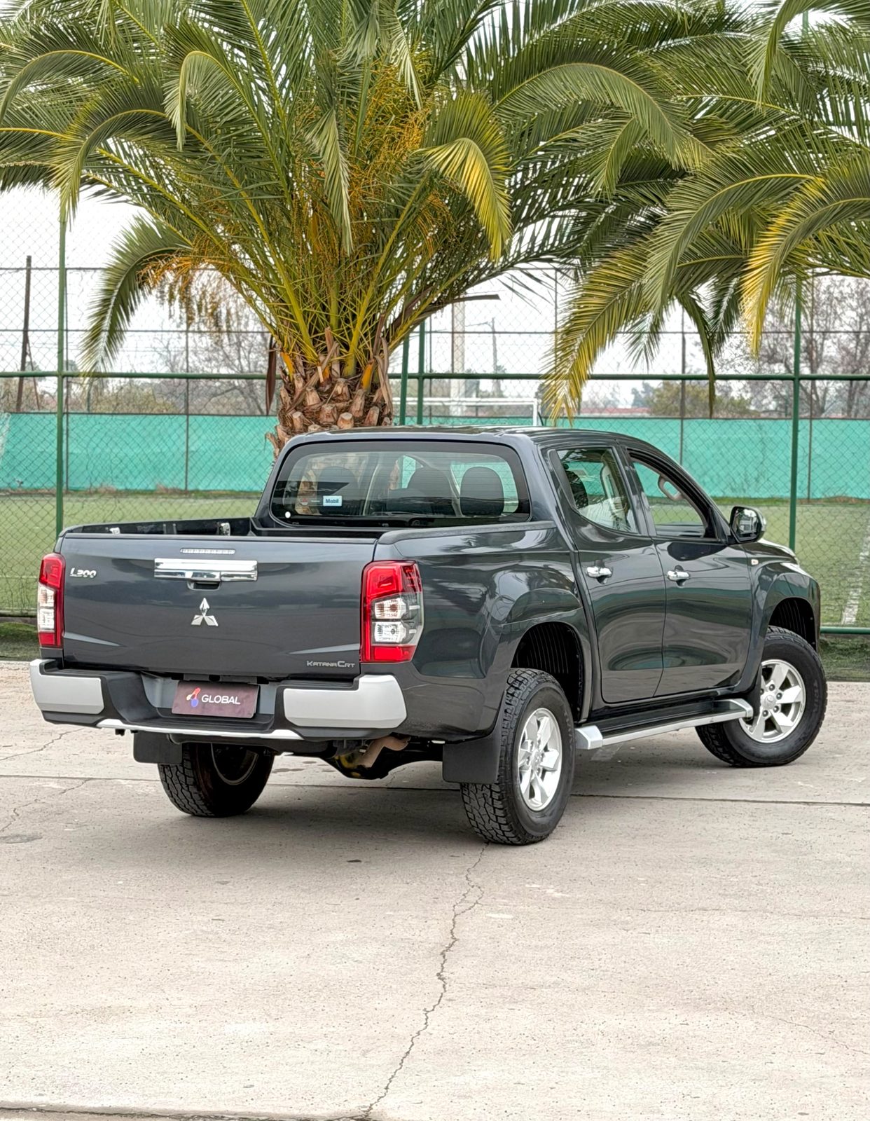 Mitsubishi L200 Katana CRT (grafito) — foto 5